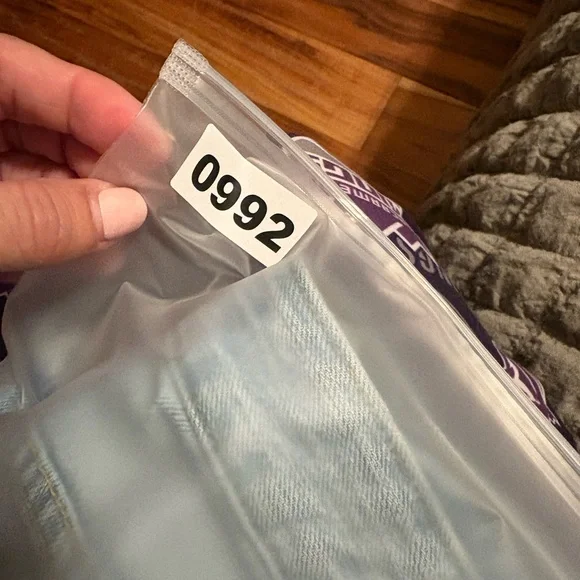 Kimes Ranch Jennifer Jeans 4/30 High Rise Flare Light Wash Raw Hem (0992) - Picture 10 of 10